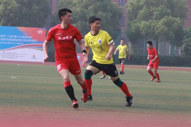 每体：巴萨引进塔的谈判正顺利进行