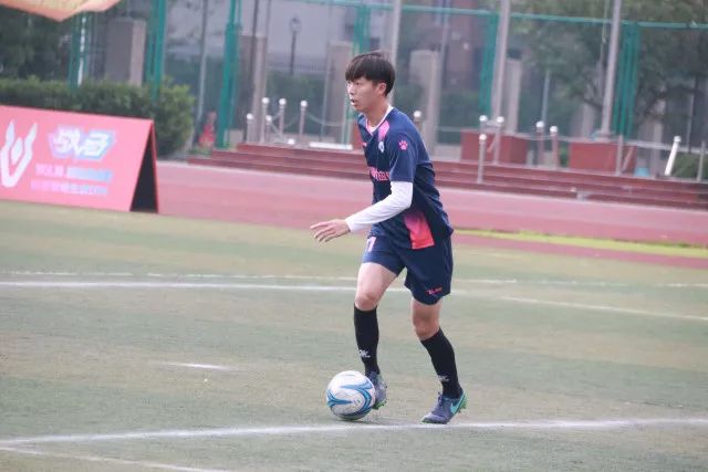 首钢三分球22投仅1中 解立彬：整个联赛都罕见